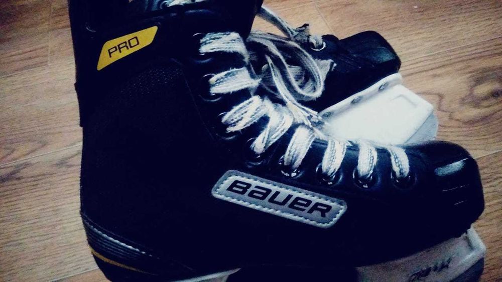 Коньки хоккейные Bauer pro детские
