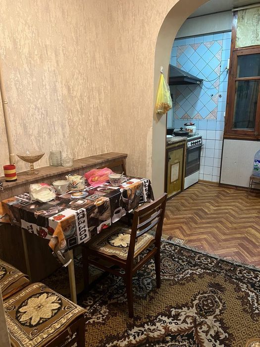 Oilaga kvartira 200$