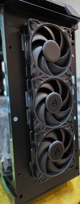 Cooler CPU + Carcasă PC + Ventilatoare