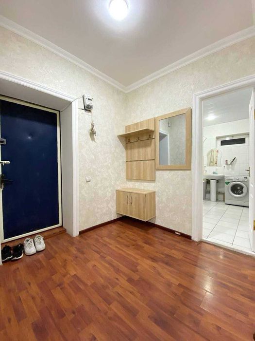 ПРОДАЕТСЯ КВАРТИРА!2х комн,65м2|метро Ойбек, магазин Аты-Баты  США