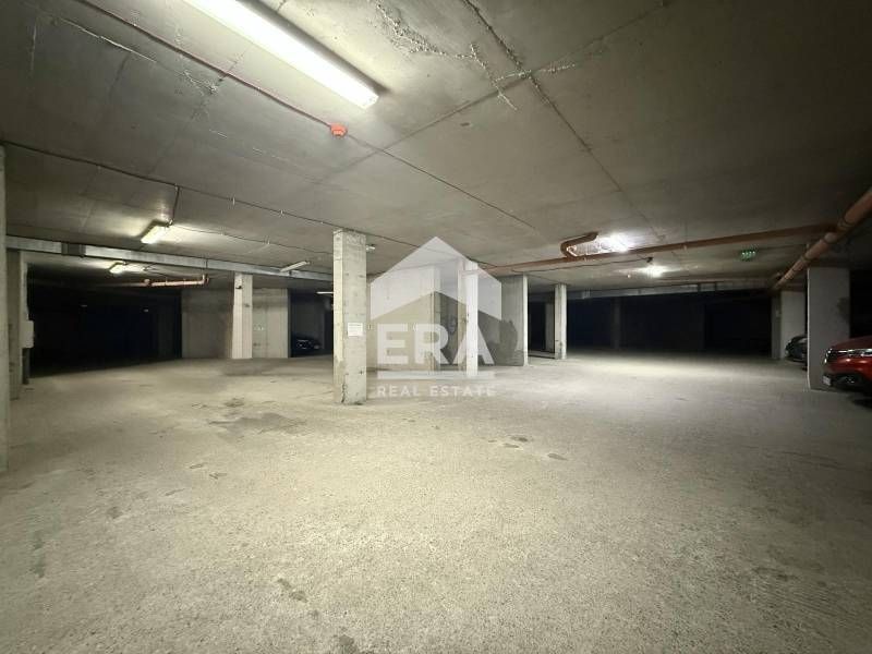 Подземно паркомясто на ул. Чавдар Мутафов в кв. Витоша