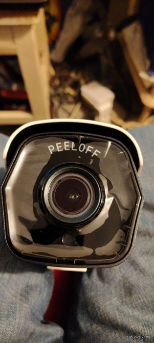 Camera de supraveghere  2bucati preț este de 400 lei pe bucata.