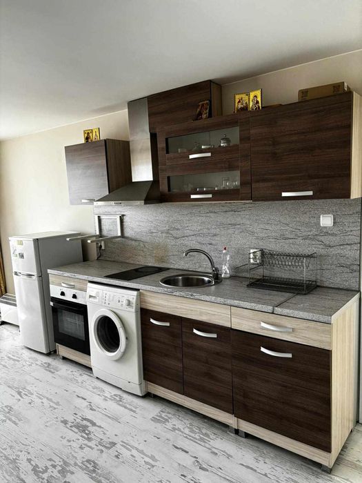 Дава се под наем Двустаен апартамент в Варна, Център - 60 кв.м за 500 € - Снимка #1