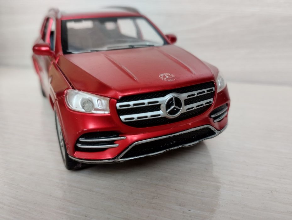 Машинки металлические