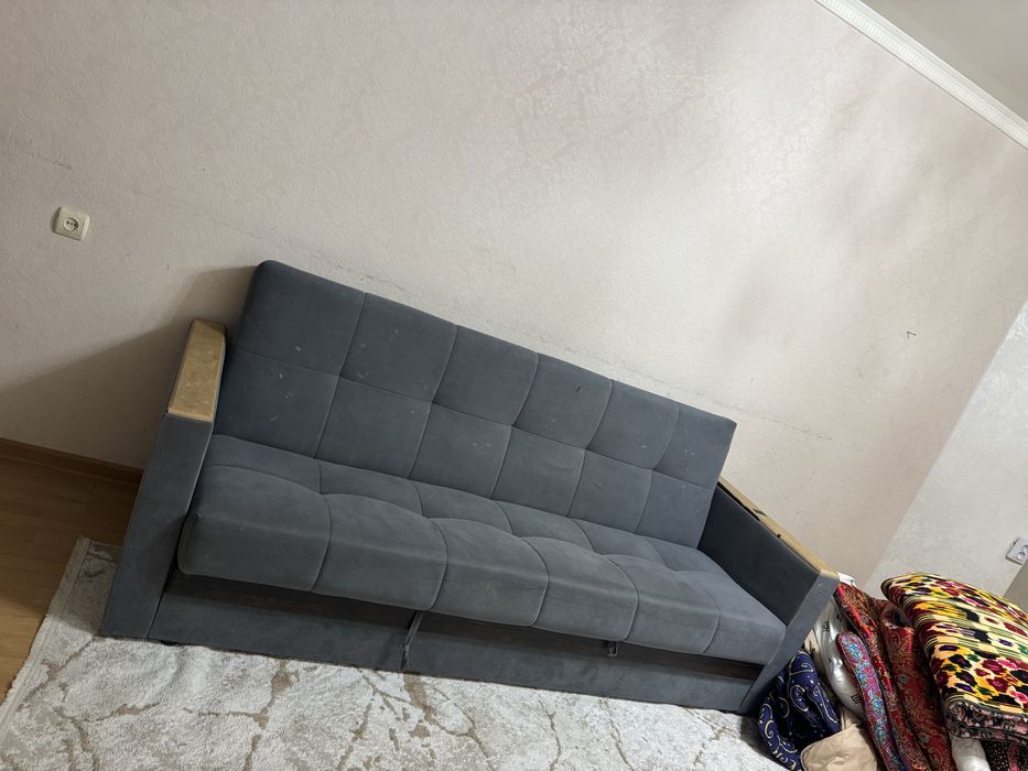 Диван бесплатно, раскладной, срочно
