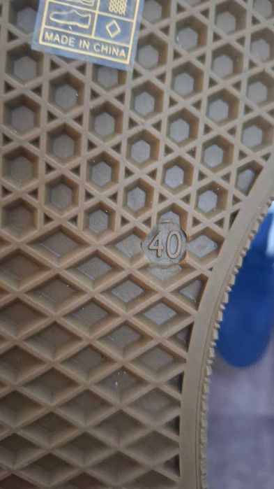 Кроссовки женские/мужские