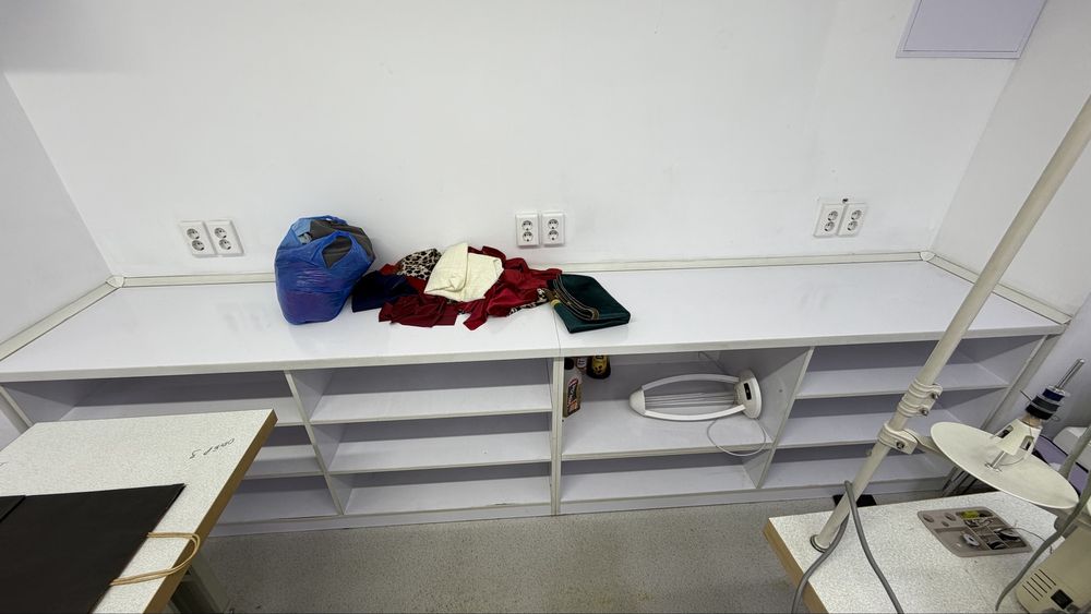 Продаю полки и шкафы