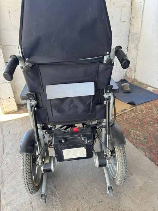 продоется Электрический инво.коляска