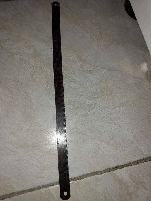 Продам молоток,топор, зубила