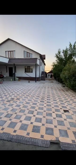 Укладка брусчатки и тротуарной плитки