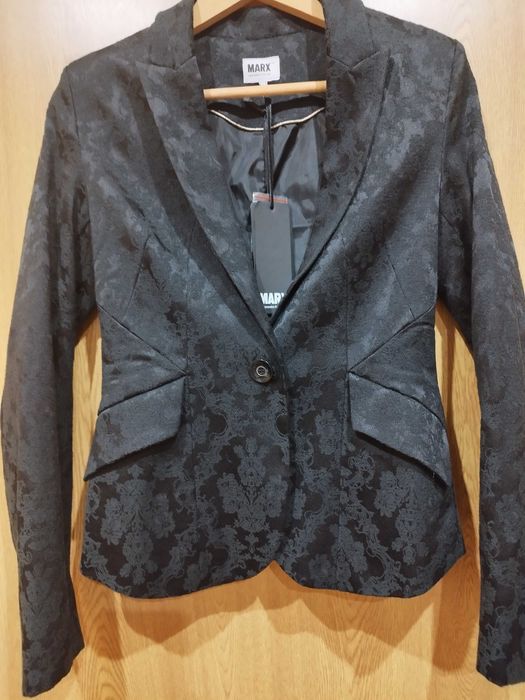 Дамско сако ново