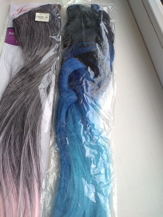 Волосы яркие для костюма