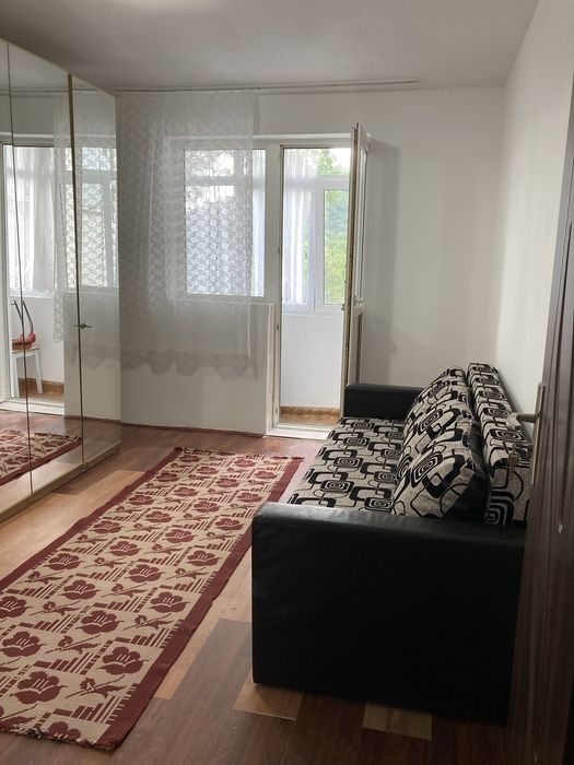 Apartament 2 camere decomandat Fieni