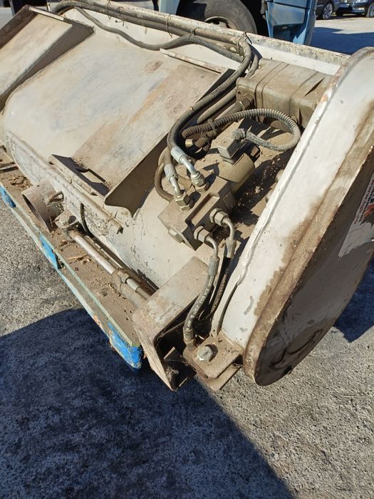 Betoniera Sima 200 Litri  Malaxor Beton Miniîncarcător Caterpillar Bobcat Pret 1900