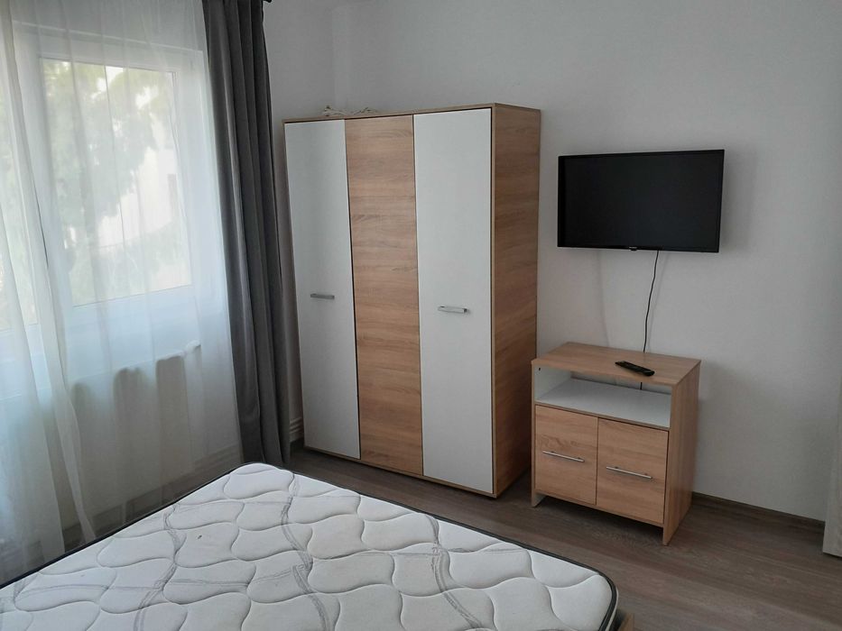 Inchiriez apartament 2 camere