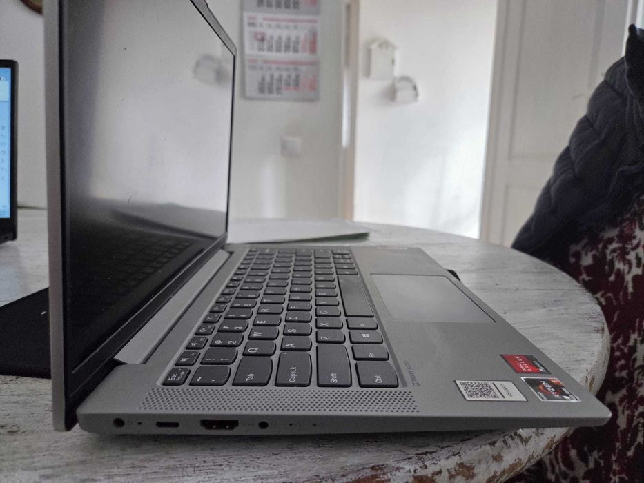 Laptop Lenovo IdeaPad 5 14ARE05 – Ryzen 5 / Radeon / SSD / 14”