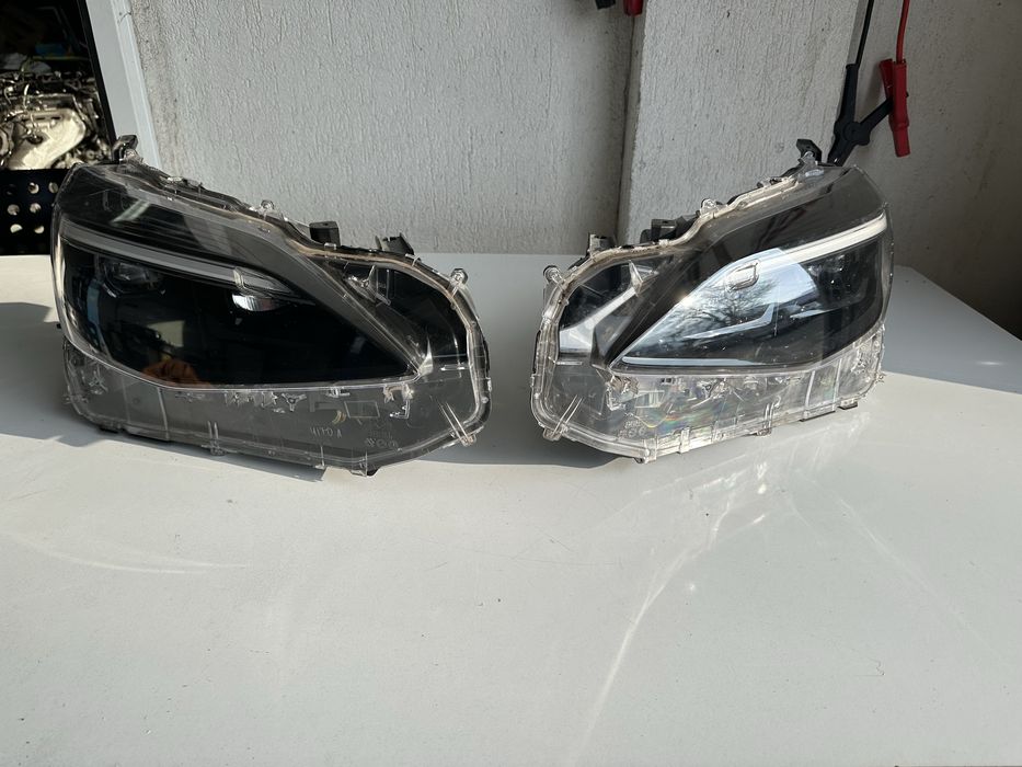 Фарове Toyota Yaris Cross 20-23г