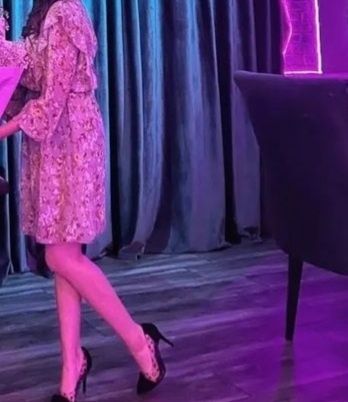 Көйлек сатылады. 1рет киілген арзан бағада