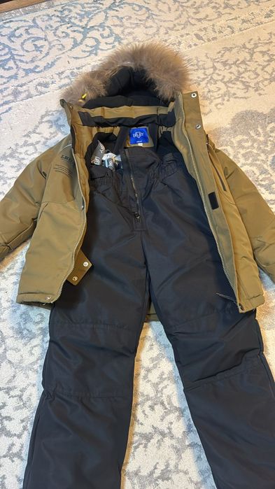 Продам куртку для мальчика