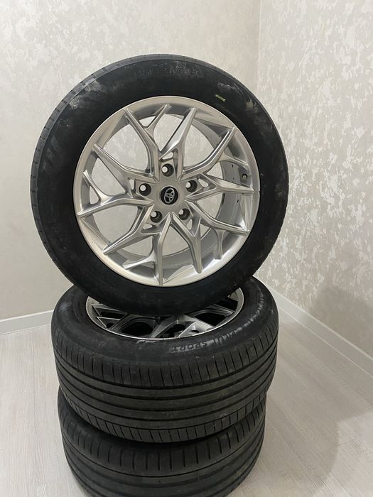 продам диски с шинами