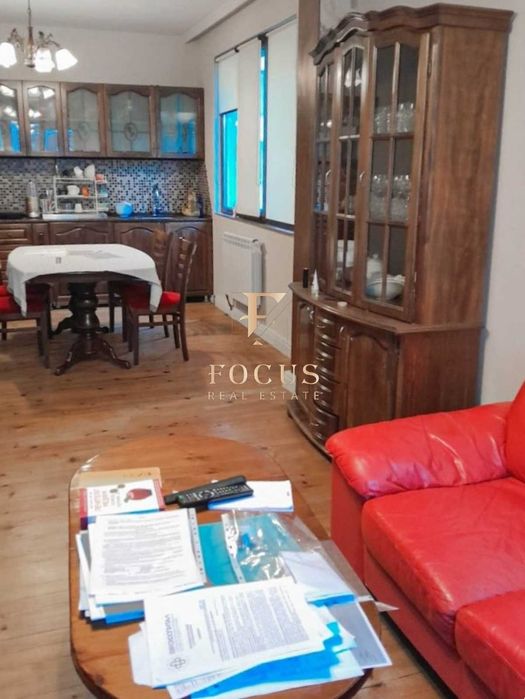 Продава се Етаж от къща в Пловдив, Мараша - 200 кв.м за 1530 €/кв.м - Снимка #1
