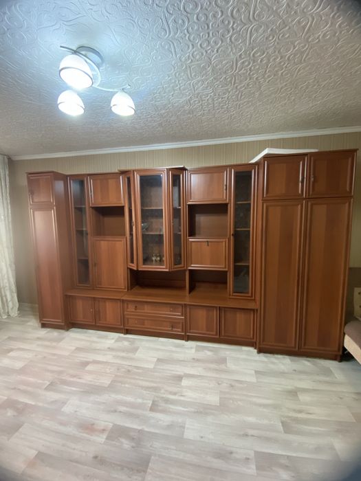 Стенка в зал. Гарнитур
