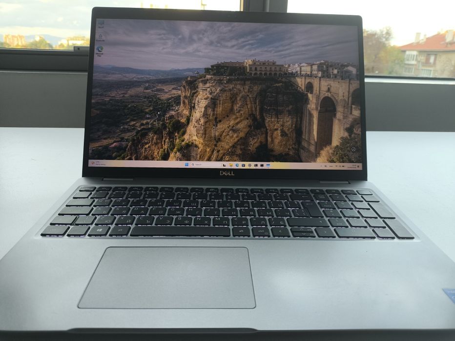 Dell Latitude 5520 | i7-1165G7 | 32GB RAM | 512GB NVMe | 4G