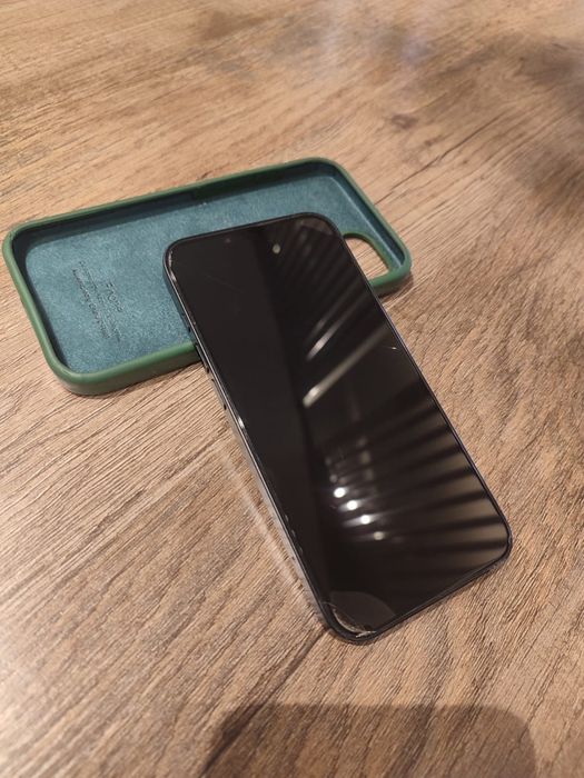 Iphone 16e память 128гб