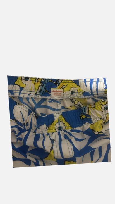 pantaloni spongebob scurti