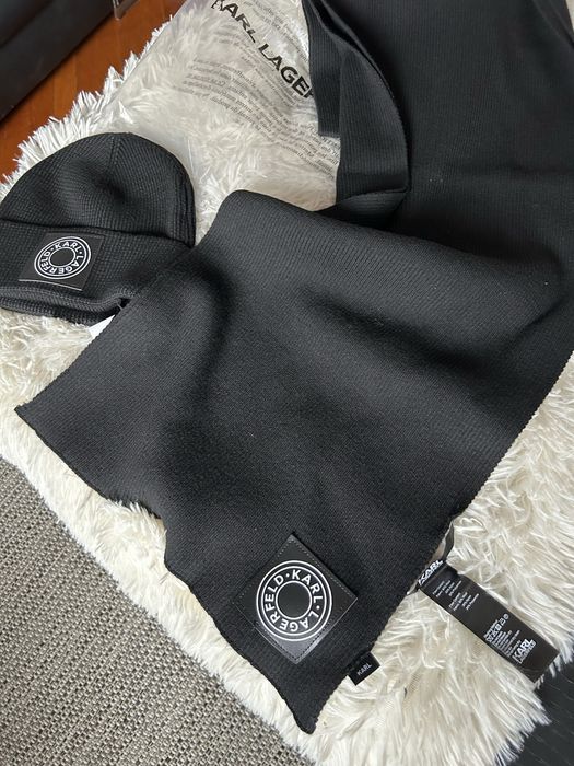 Set fular sapca Karl Lagerfeld