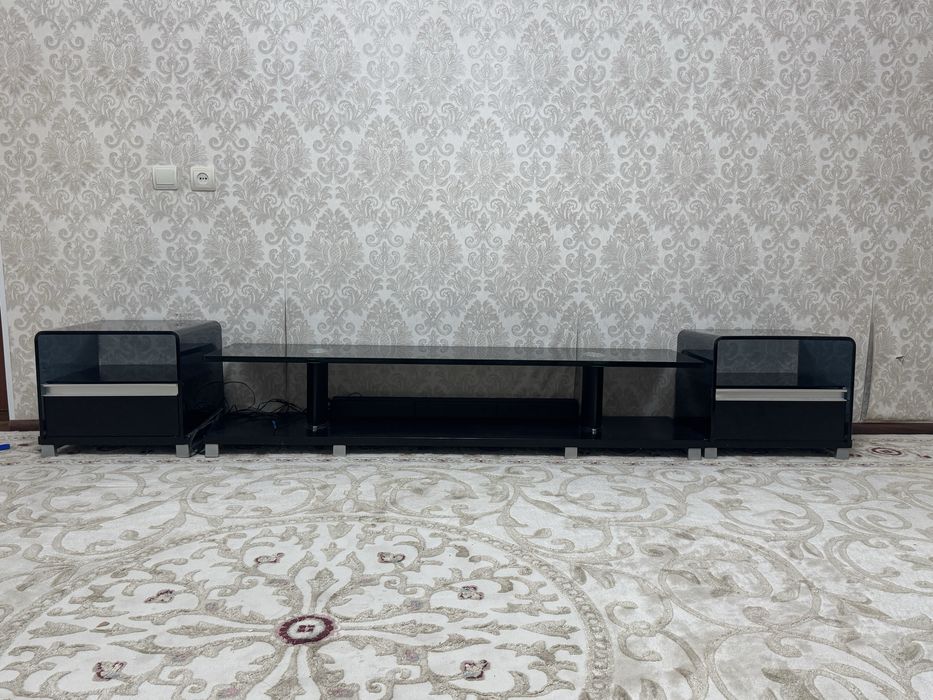 Тумба стеклянный для телевизора