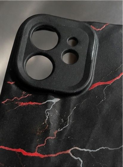 Чехол на iPhone 12