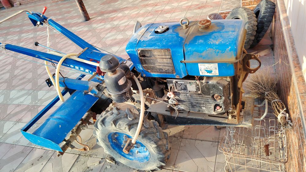 Мини трактор холати янги нархини келишамиз