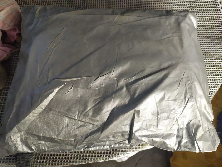 Тент защитный для кузова автомашины