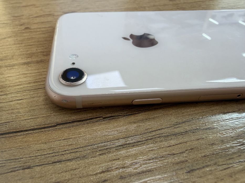 Iphone 8 на запчасти