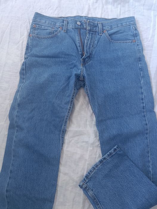 Продаются джинсы levi's