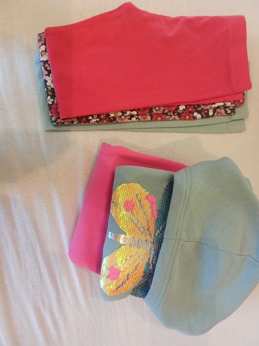 Комплект за момиче 6 г. -10 лв.