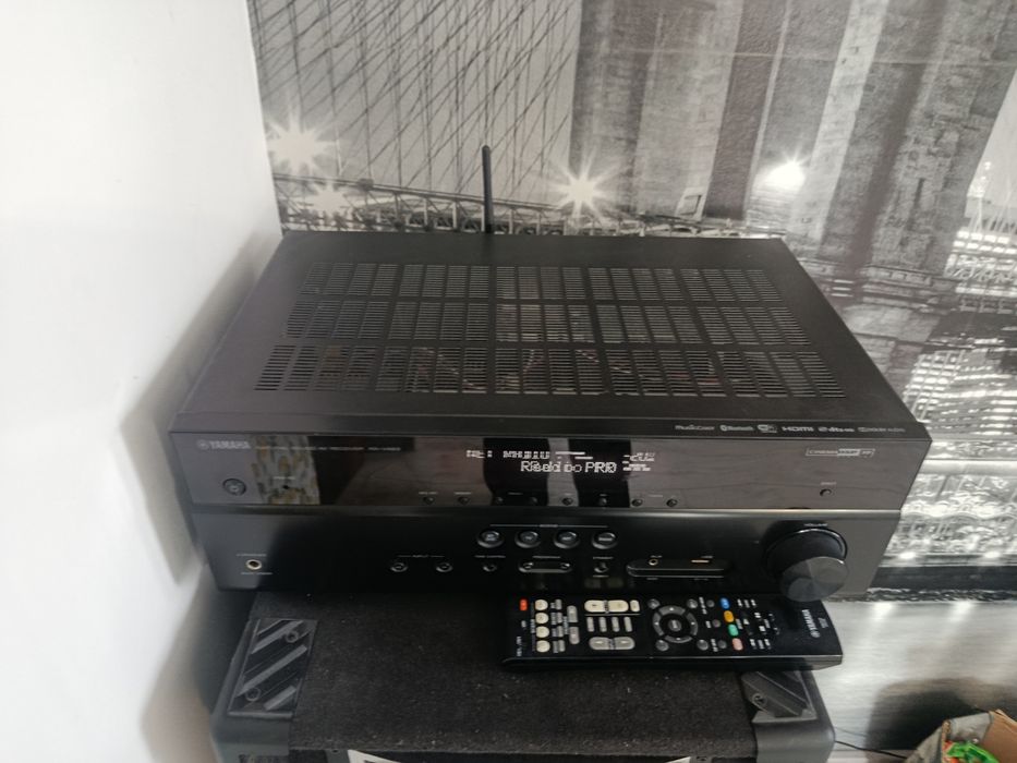 Yamaha MusicCast RX-V483