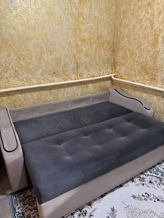 Продам диван в хорошем состоянии