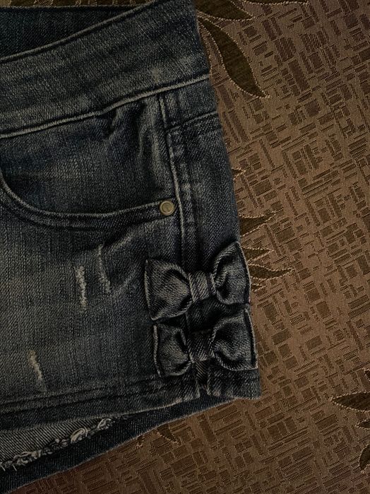 маркови къси дънкови панталонки с панделки топ модел супер хит  С