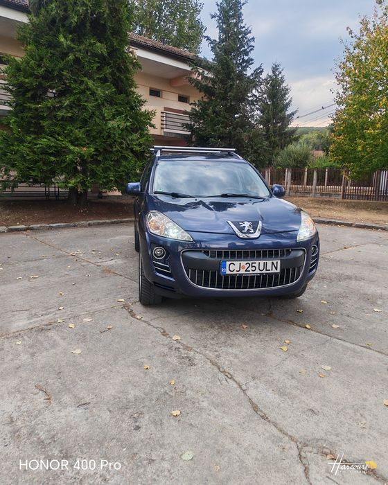 Vând Peugeot  4007 în stare foarte bună