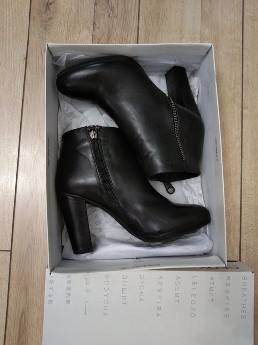 Зимние ботинки женские Geox