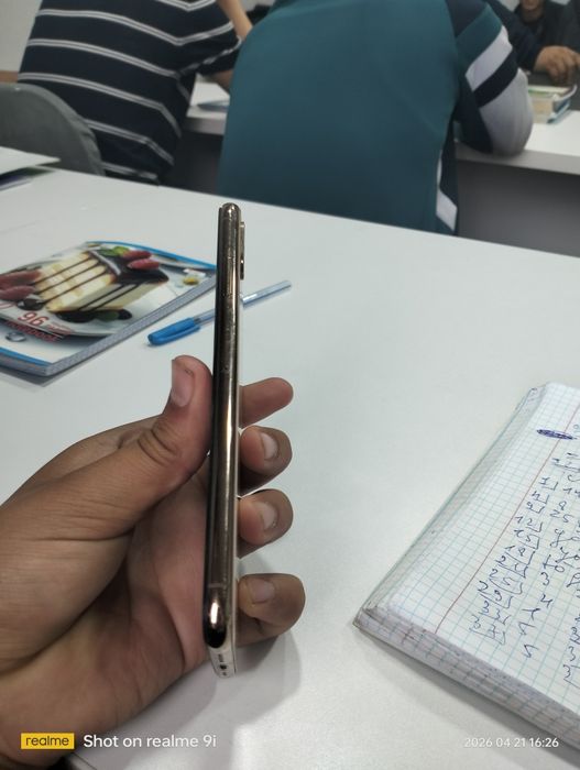 Iphone xs max yangi