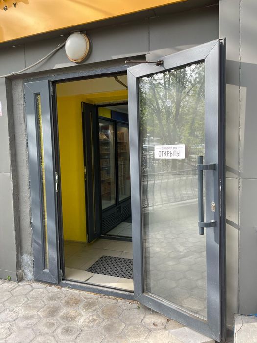 Двери входные новые