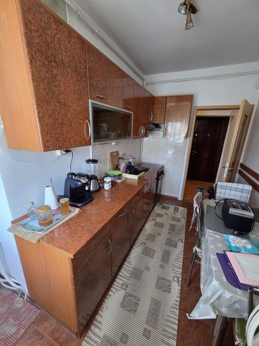 Vând apartament 3 camere, zona Lunca, Reșița