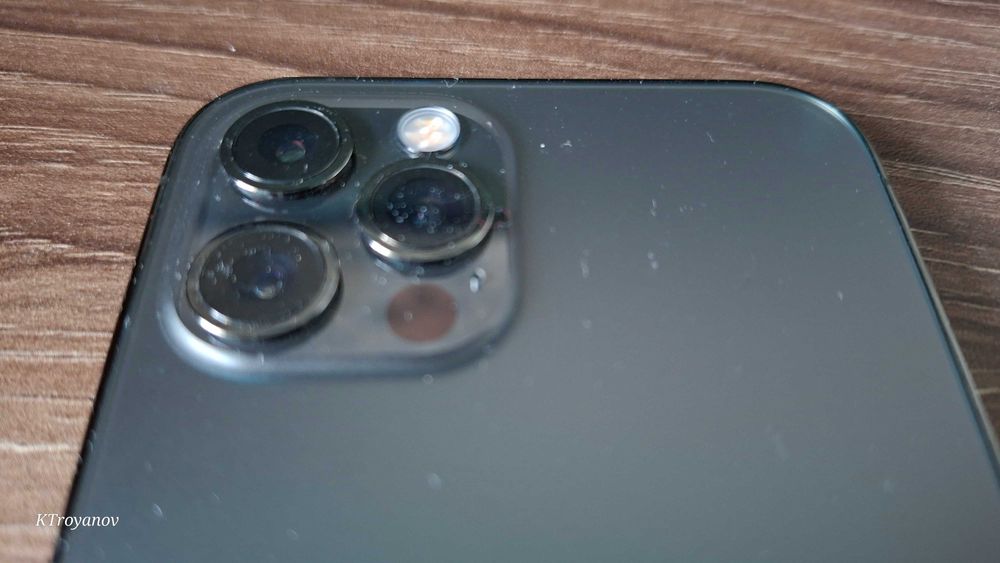 Iphone 12 pro graphite неизползван