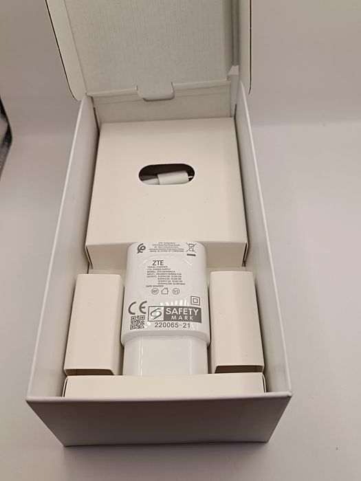 5G UG Phone U25 / Vivacom 5G Pro