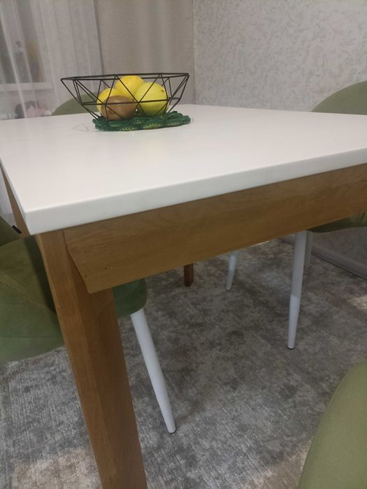 Стол кухонный б/у