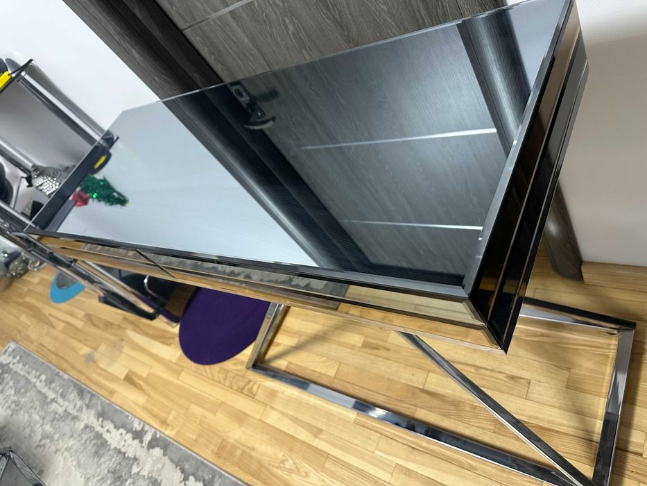 Masa consola sticla, stil modern