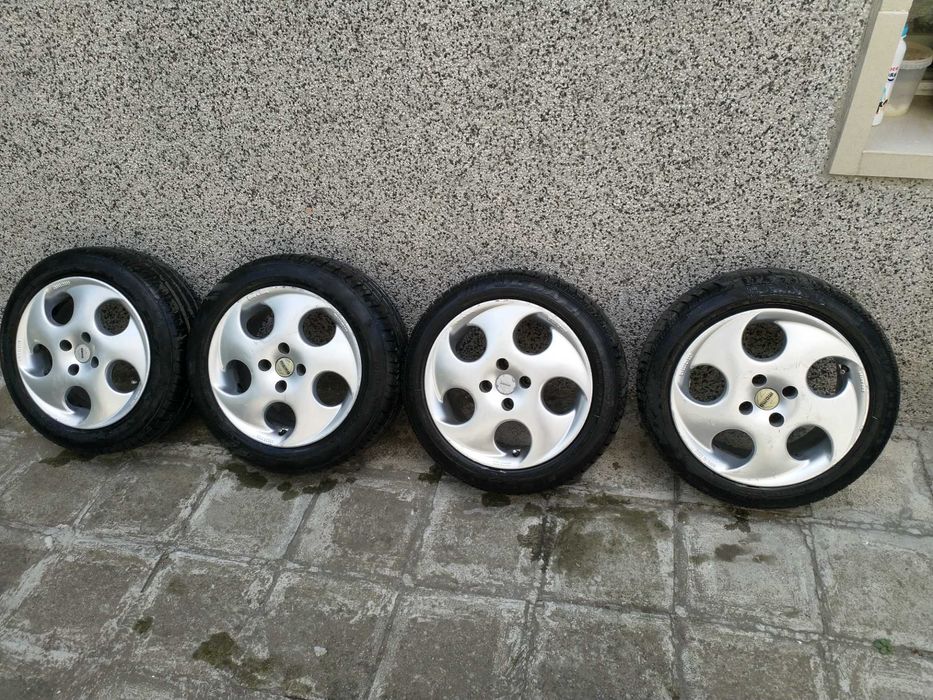 Джанти MOMO с летни гуми 15ки